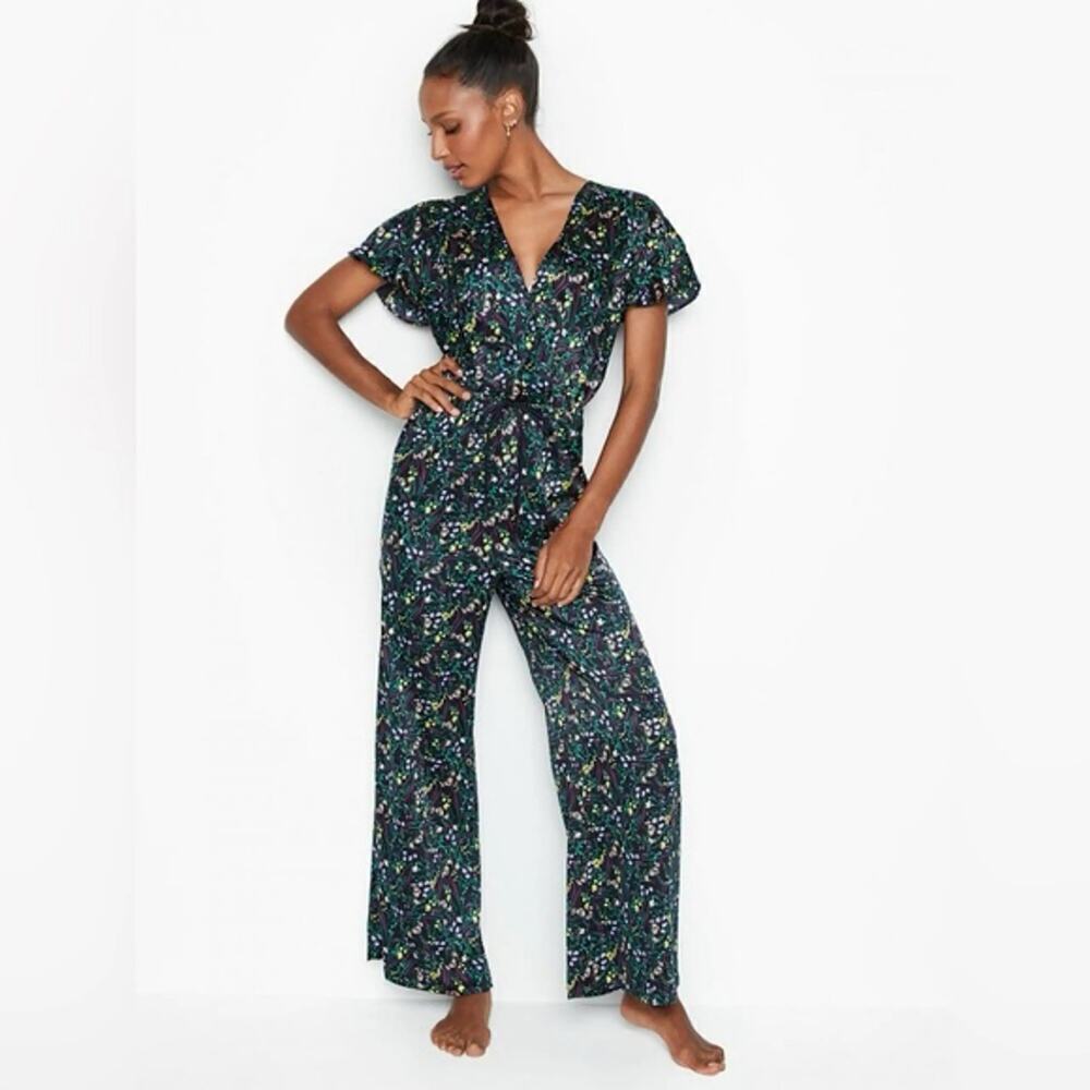 Victoria’s Secret Black Floral Wide-Leg Jumpsuit Size Small